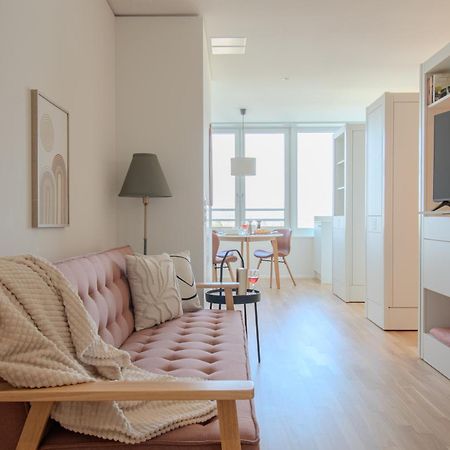 Loewe Apartments Am Rheinfall Neuhausen Am Rheinfall Bagian luar foto