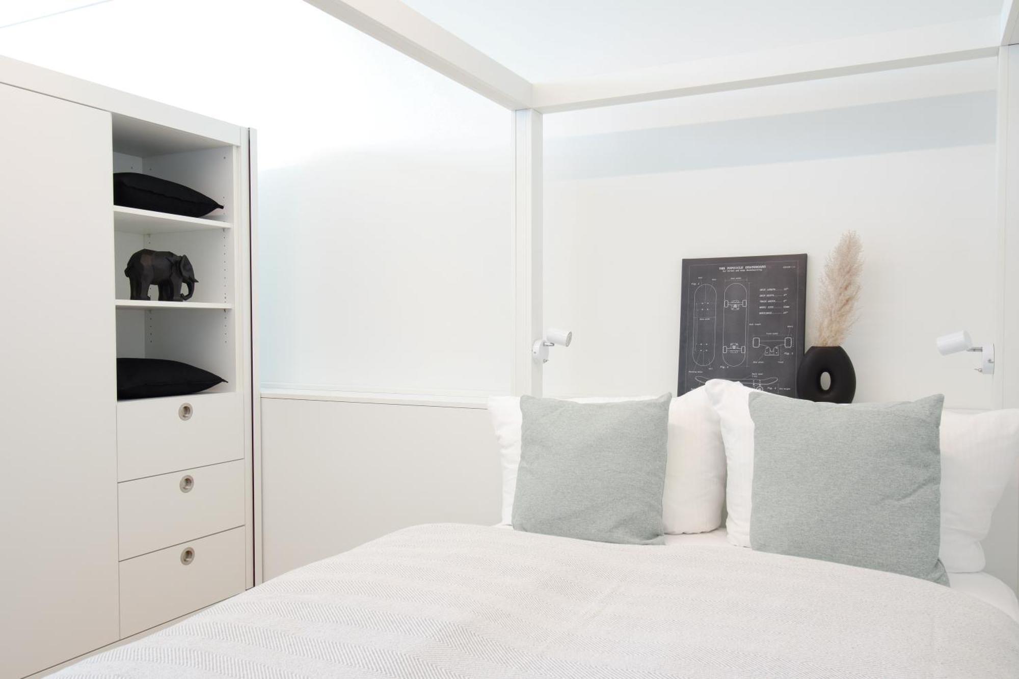 Loewe Apartments Am Rheinfall Neuhausen Am Rheinfall Bagian luar foto