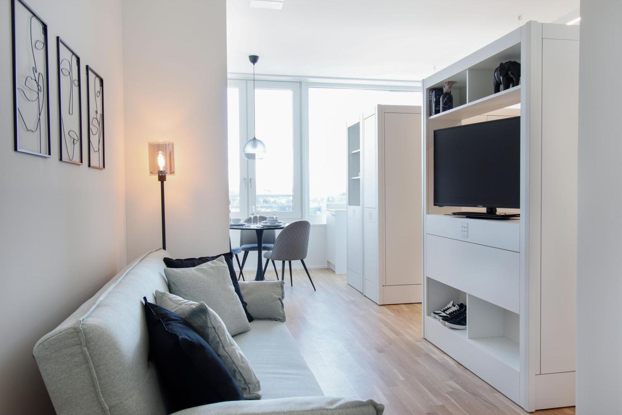 Loewe Apartments Am Rheinfall Neuhausen Am Rheinfall Bagian luar foto