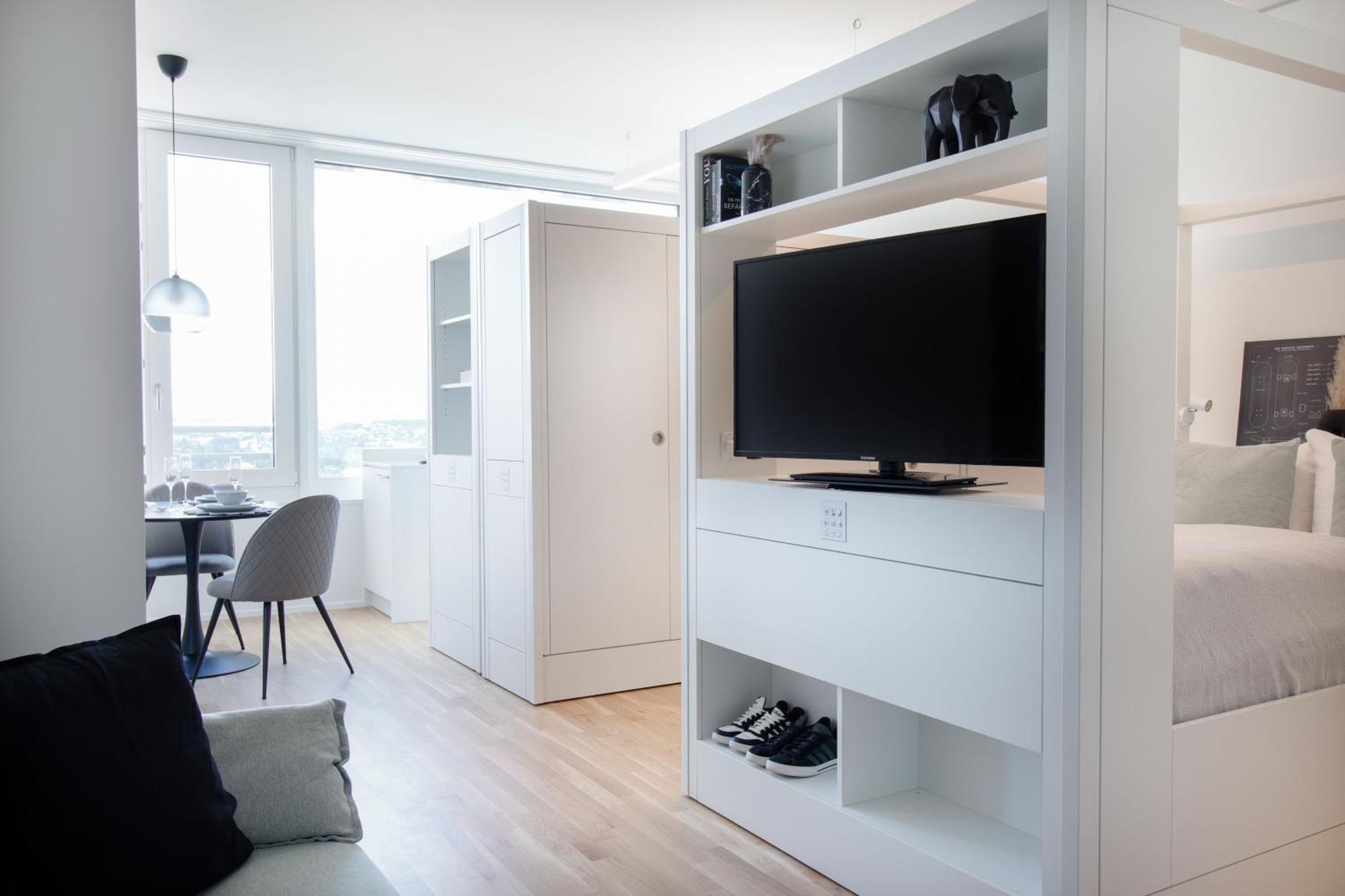 Loewe Apartments Am Rheinfall Neuhausen Am Rheinfall Bagian luar foto